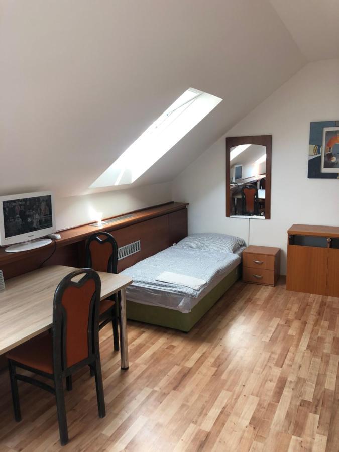 Penzion Dukat Presov Bagian luar foto